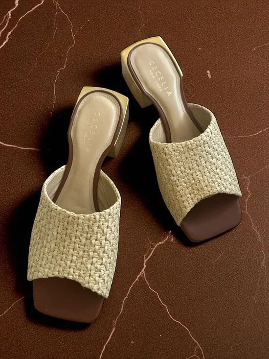 CECELIA NEW YORK Straw Gold Block Heels Sandals Size 10 - Picture 1 of 13